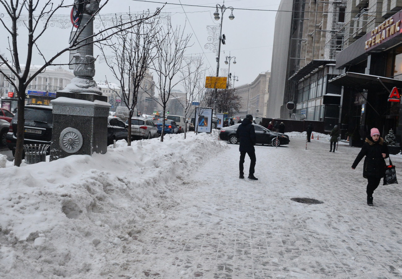 Киев утонул в сугробах