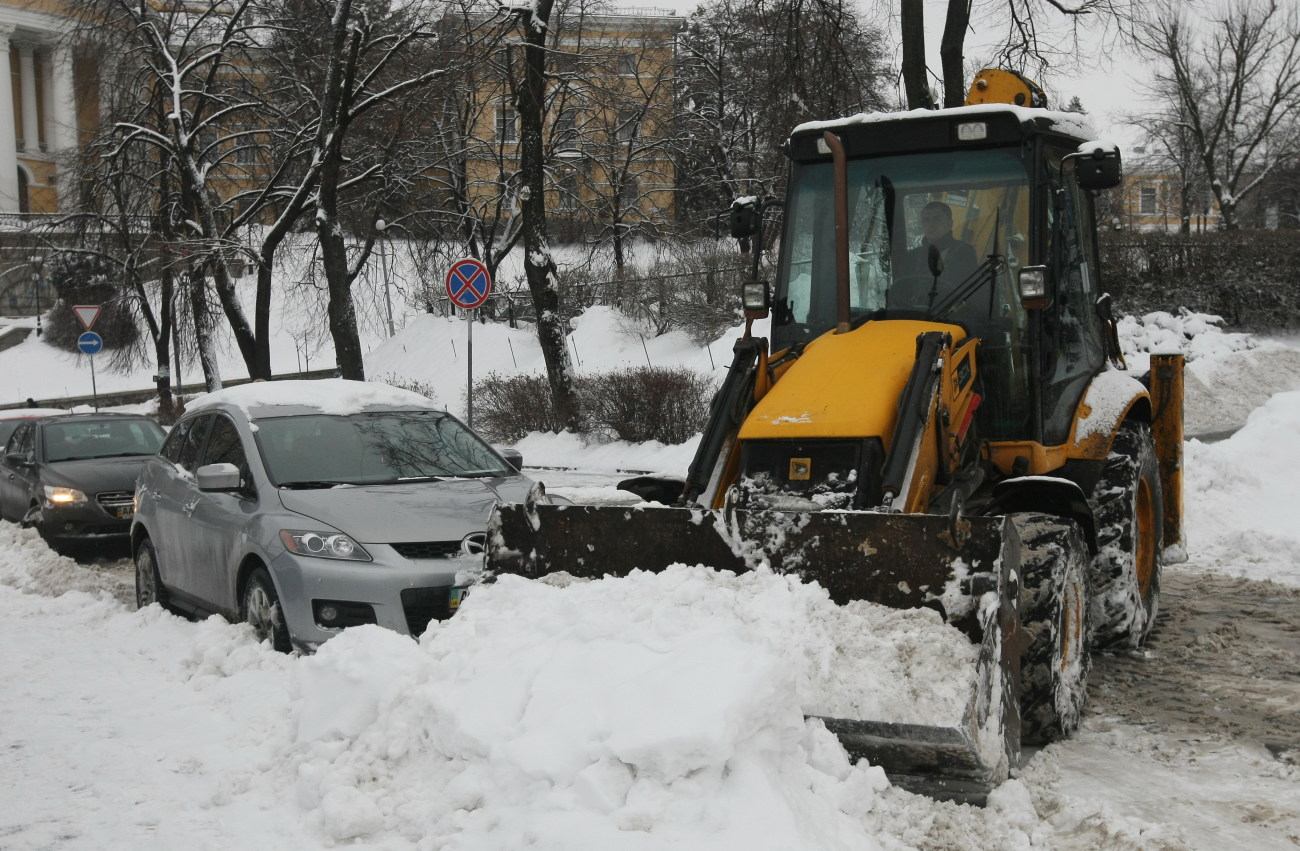 Киев утонул в сугробах