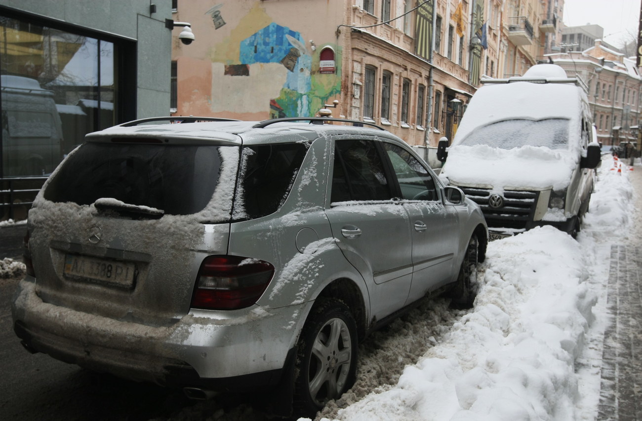 Киев утонул в сугробах