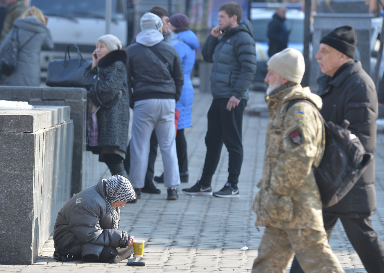 Центр Киева перекрыт металлическими заборами