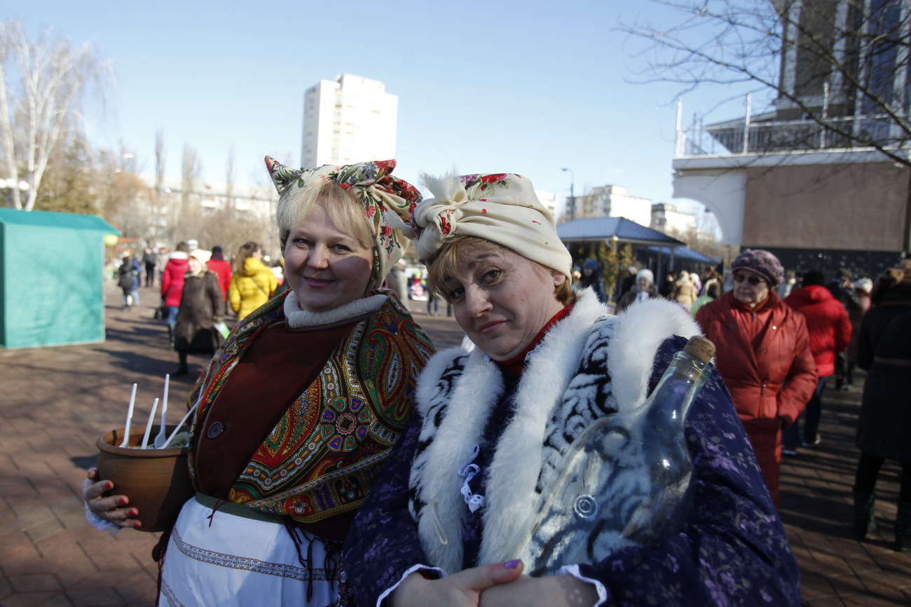 В Украине празднуют Масленицу