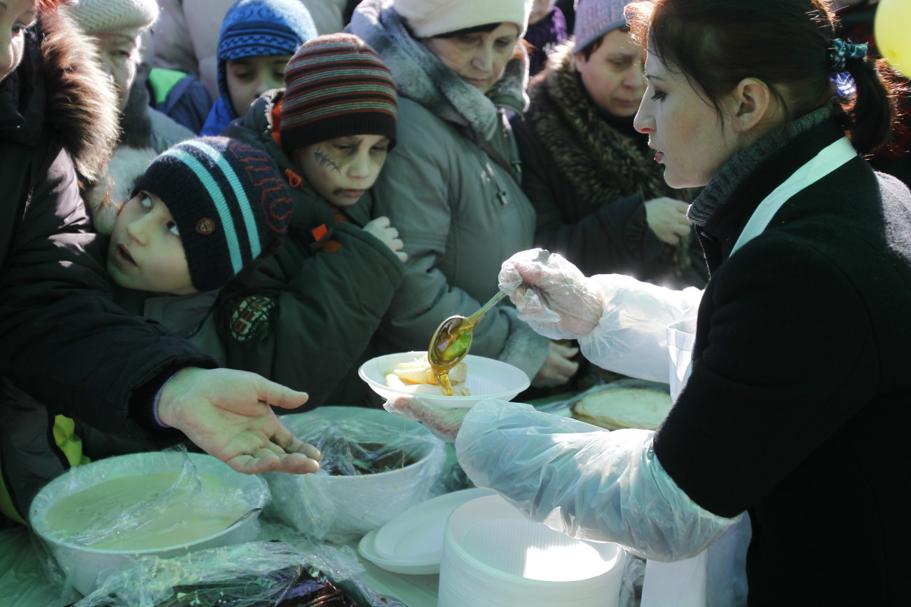 В Украине празднуют Масленицу
