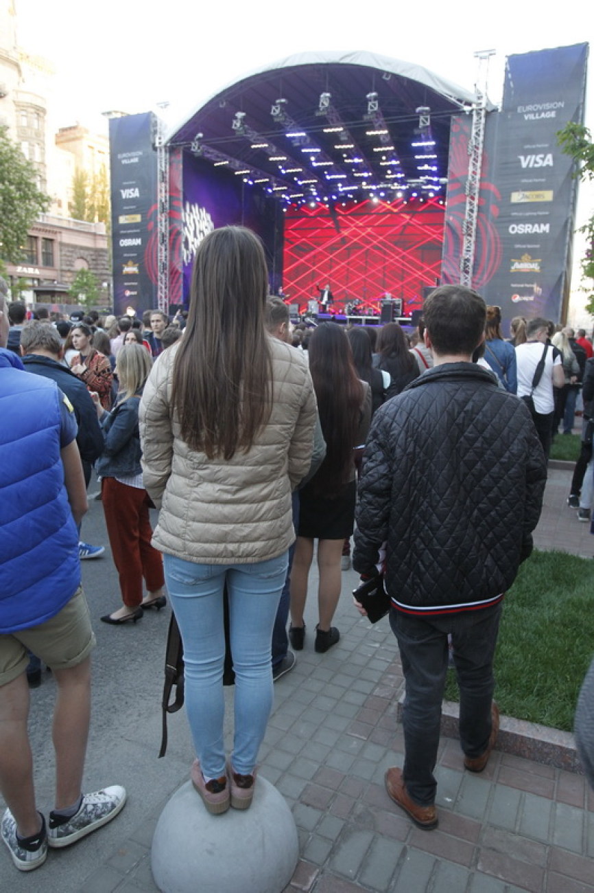 В Киеве на Крещатике официально открыли фан-зону &#171;Евровидения &#8212; 2017&#187;