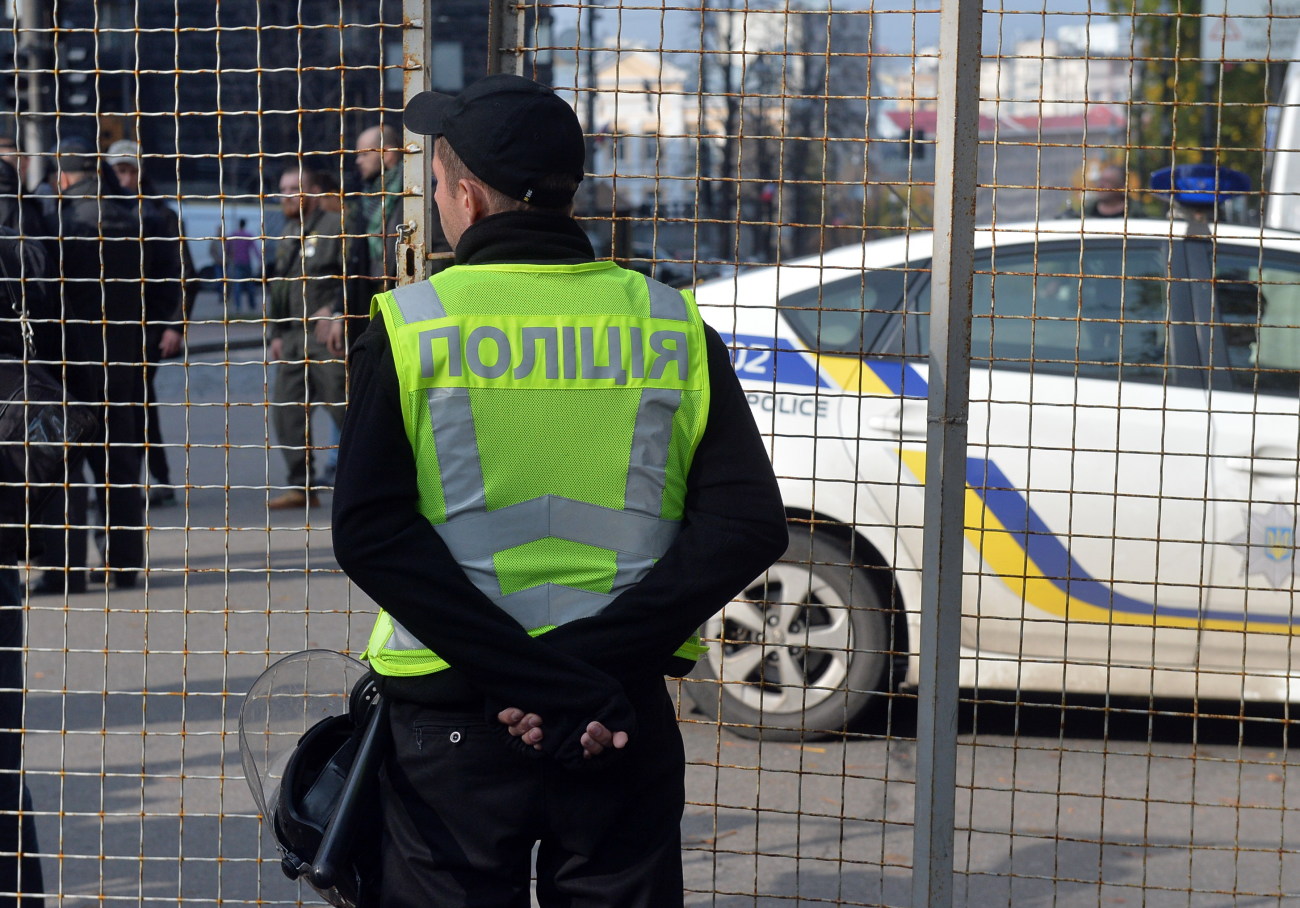 Под ВР опять заговорили о неприкосновенности: политические партии вышли на митинг