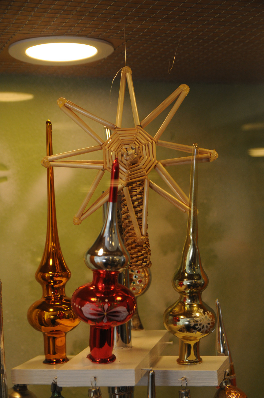 В Киеве проходит новогодняя выставка &#171;Алхимия праздника&#187;