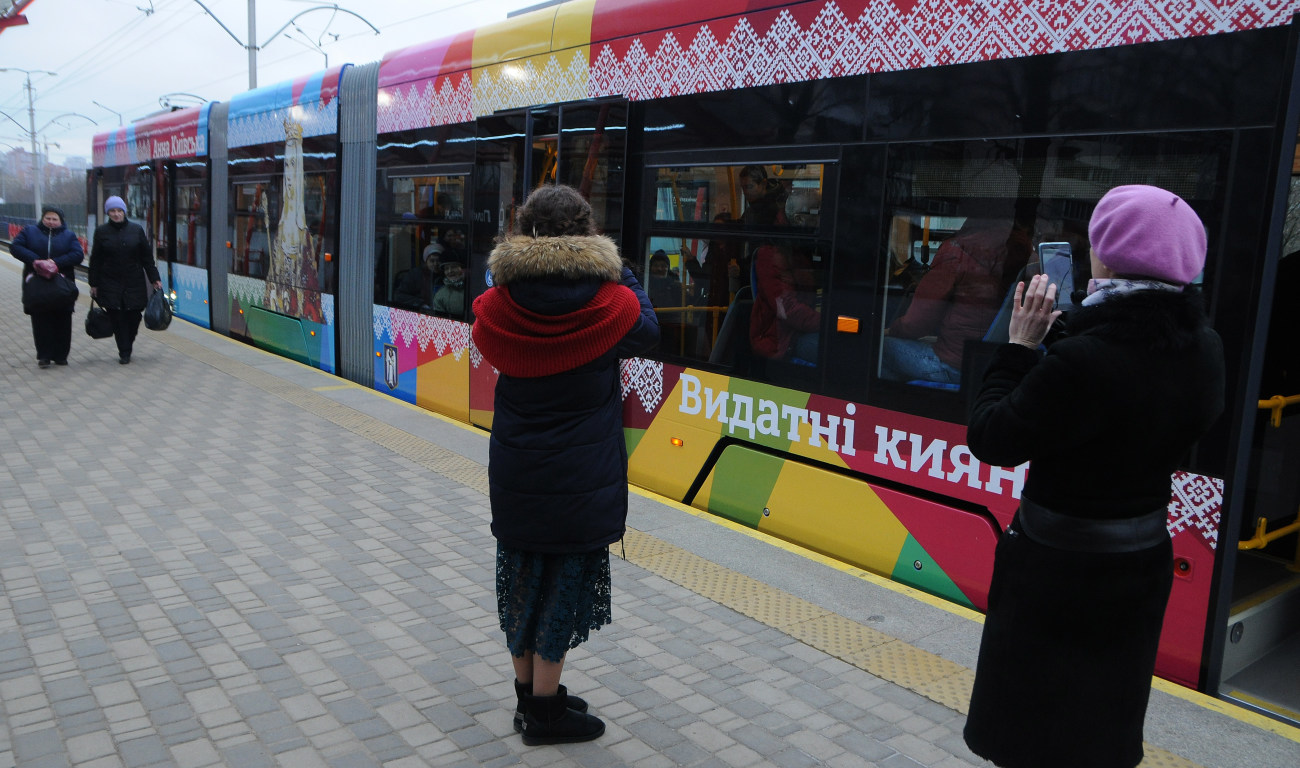 В Киеве презентовали новый трамвай