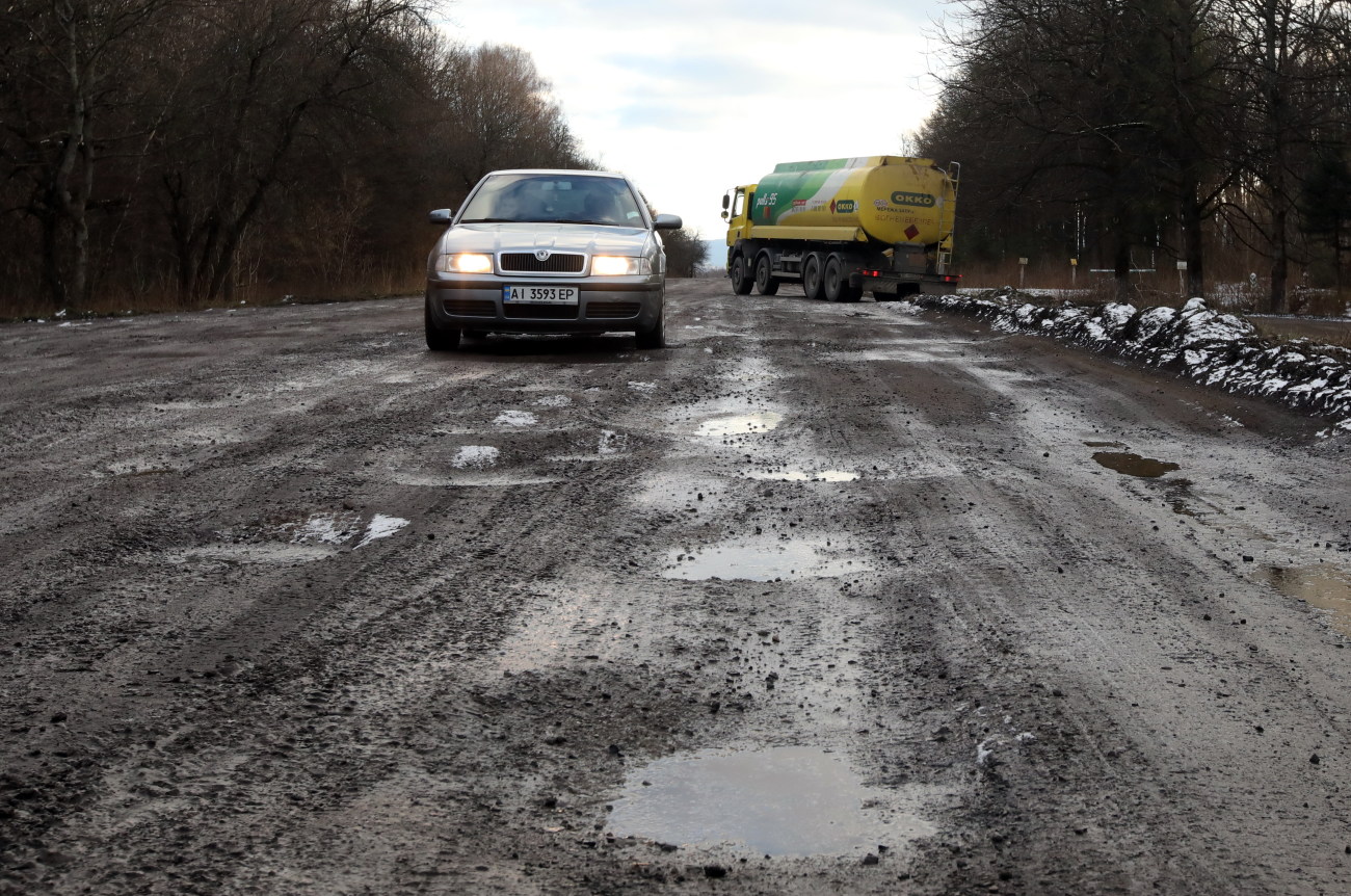 Как выглядят дороги во Львовской области