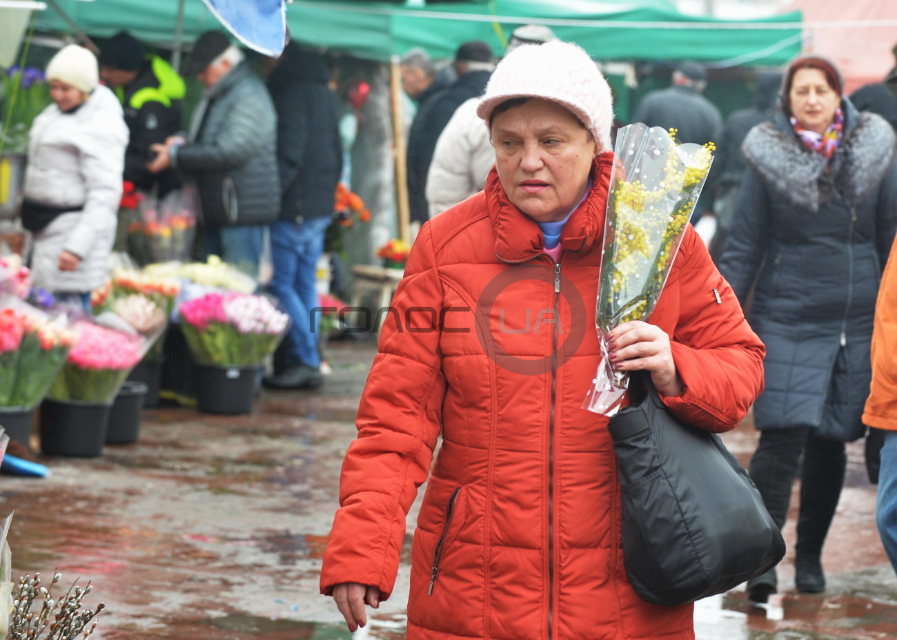 Как в Киеве еще празднуют 8 Марта