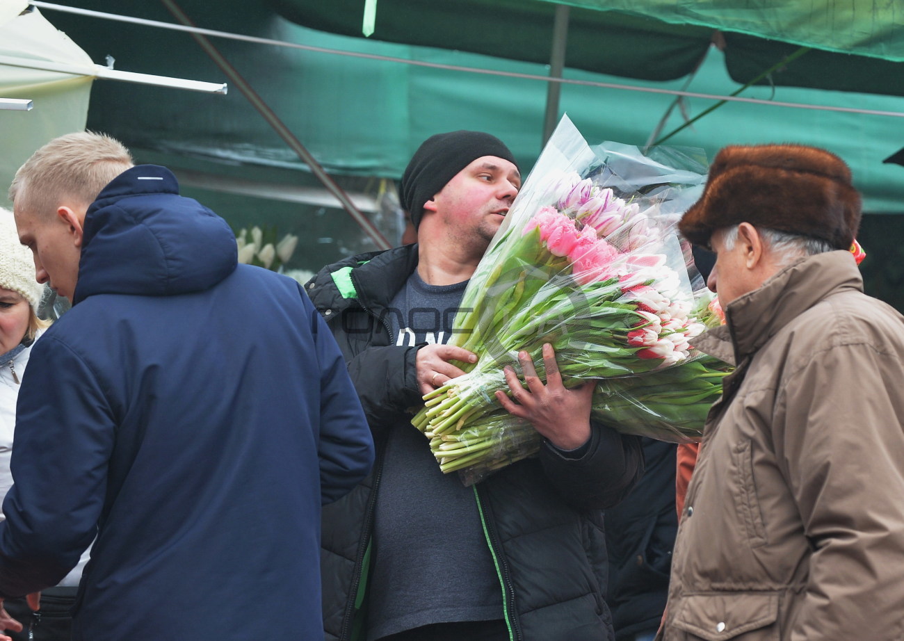 Как в Киеве еще празднуют 8 Марта