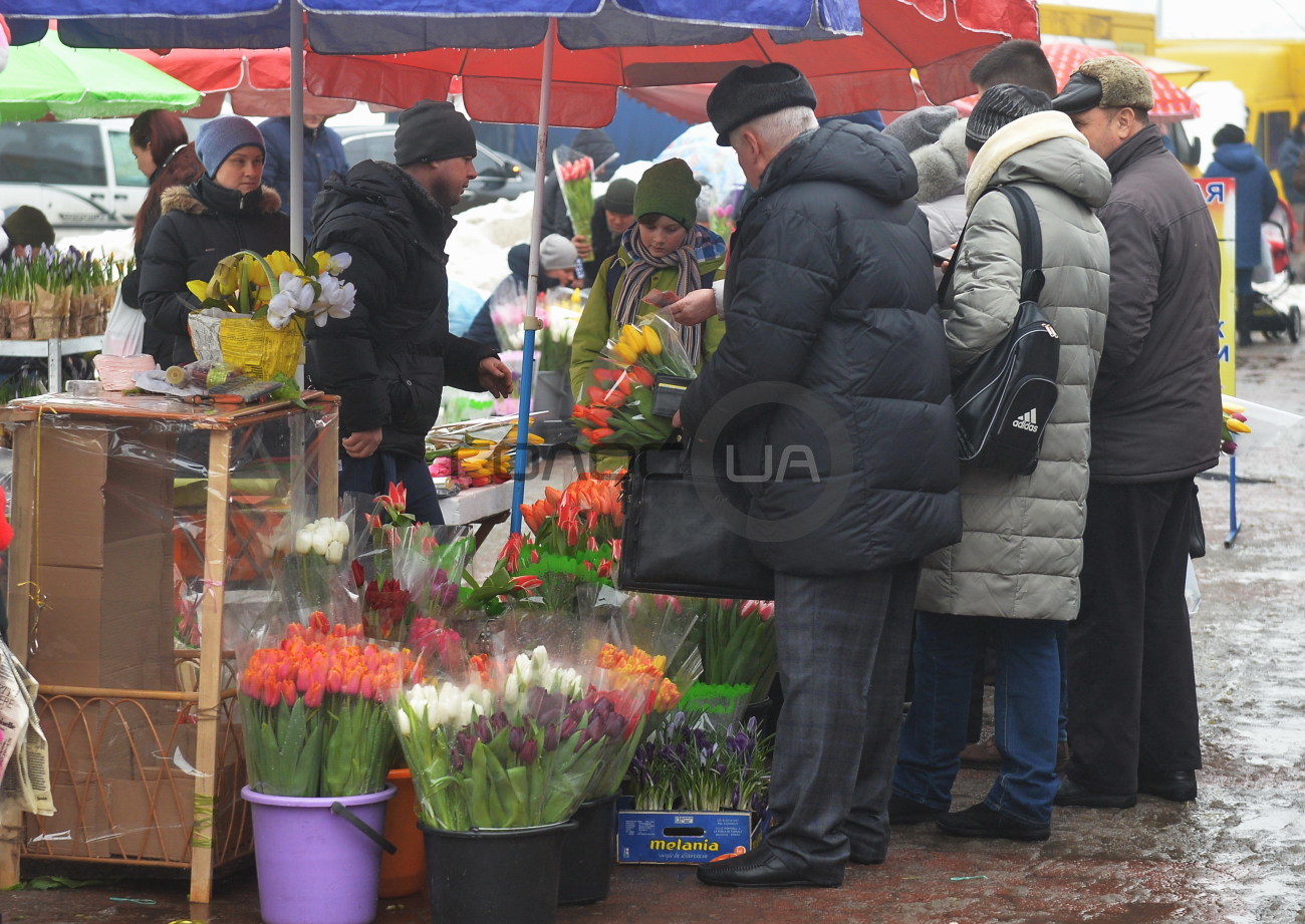 Как в Киеве еще празднуют 8 Марта