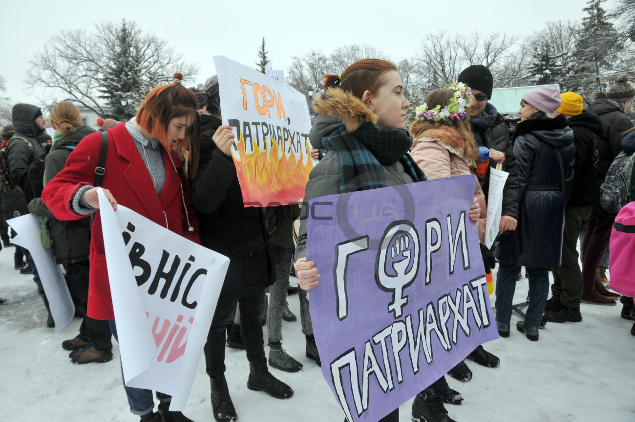 В Харькове прошел марш феминисток