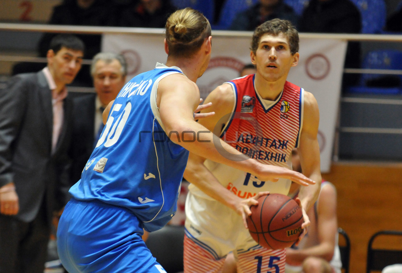 Харьковчане поднялись с последнего места в чемпионате Украины по баскетболу