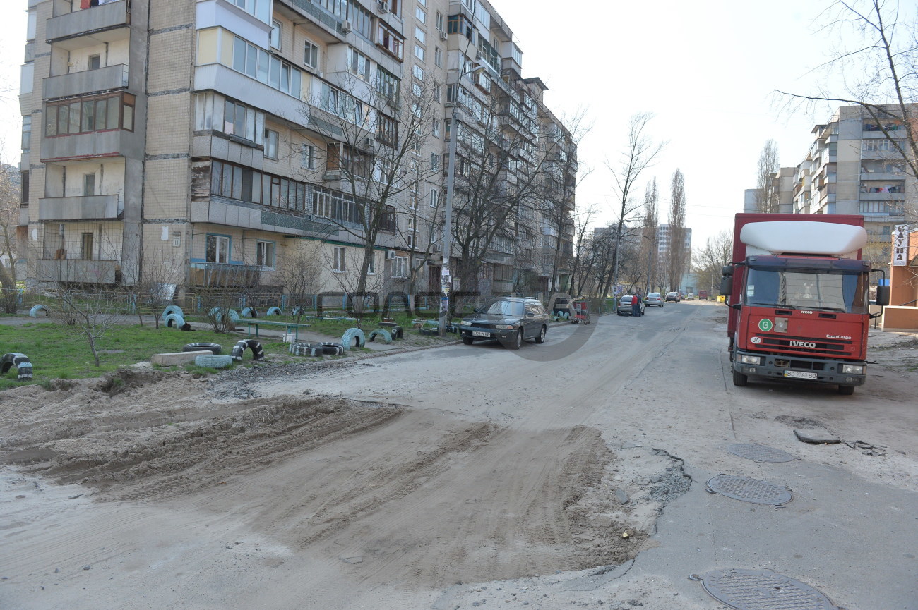 В Киеве 78%  дорог нуждаются в ремонте