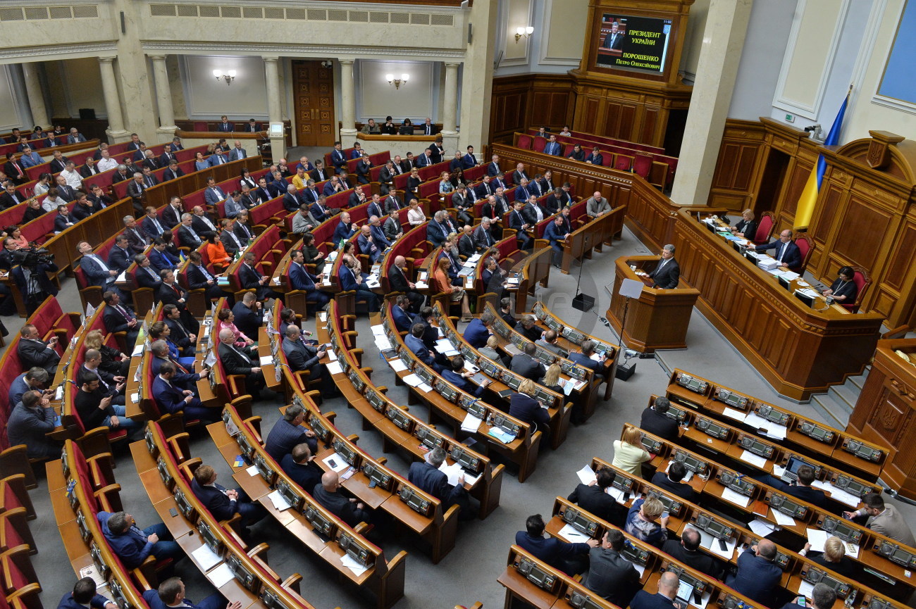 Депутаты поддержали Порошенко о предоставлении автокефалии украинской православной церкви