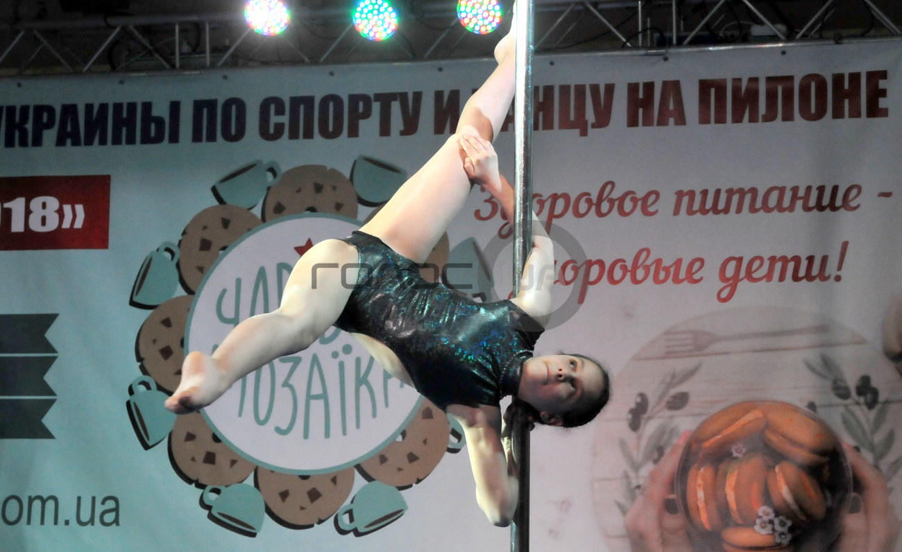 В Харькове проходит Чемпионат Украины по спорту и танцу на пилоне