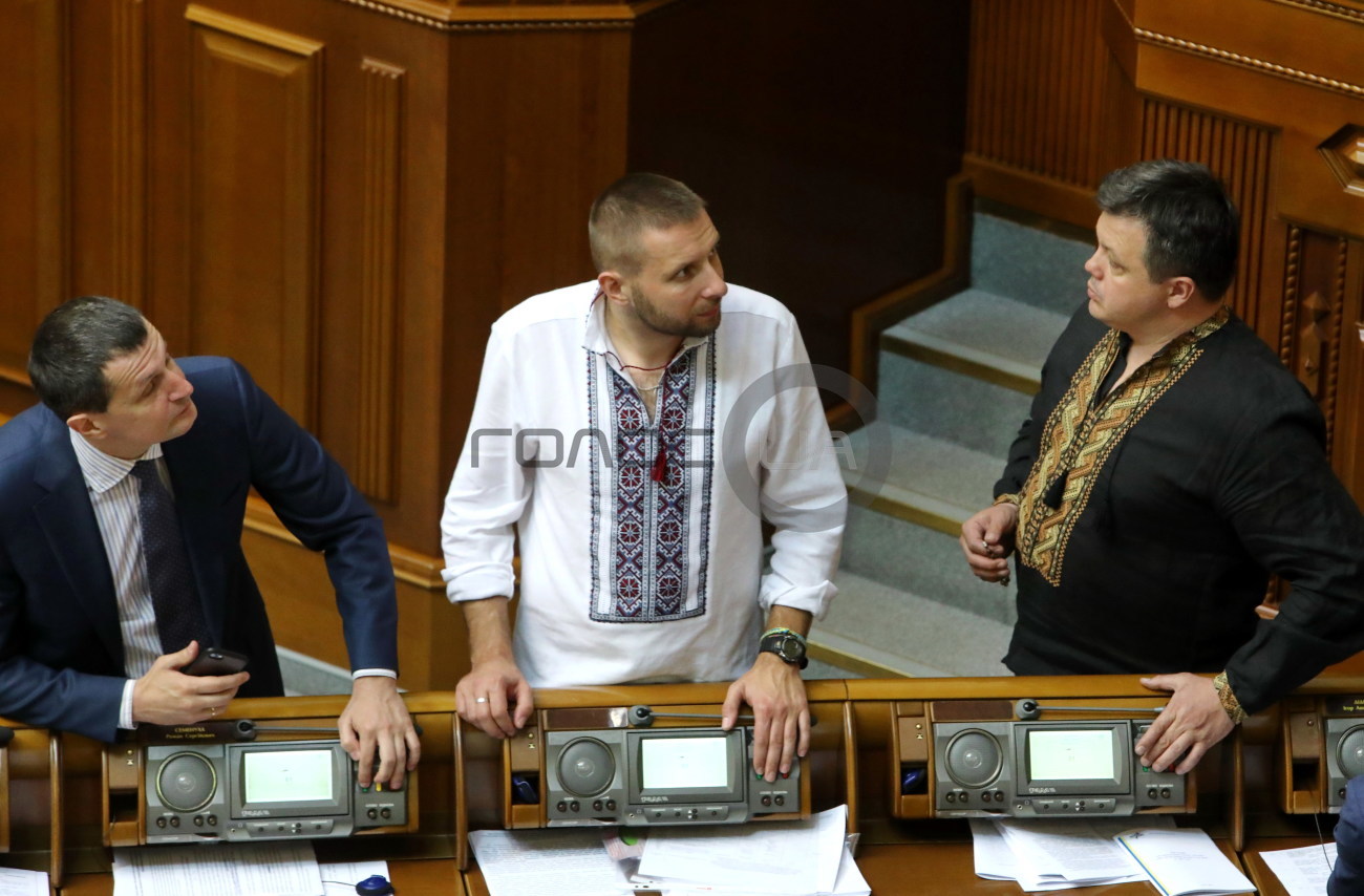 Как народные депутаты и Киевсовета вышиванками &#171;мерялись&#187;