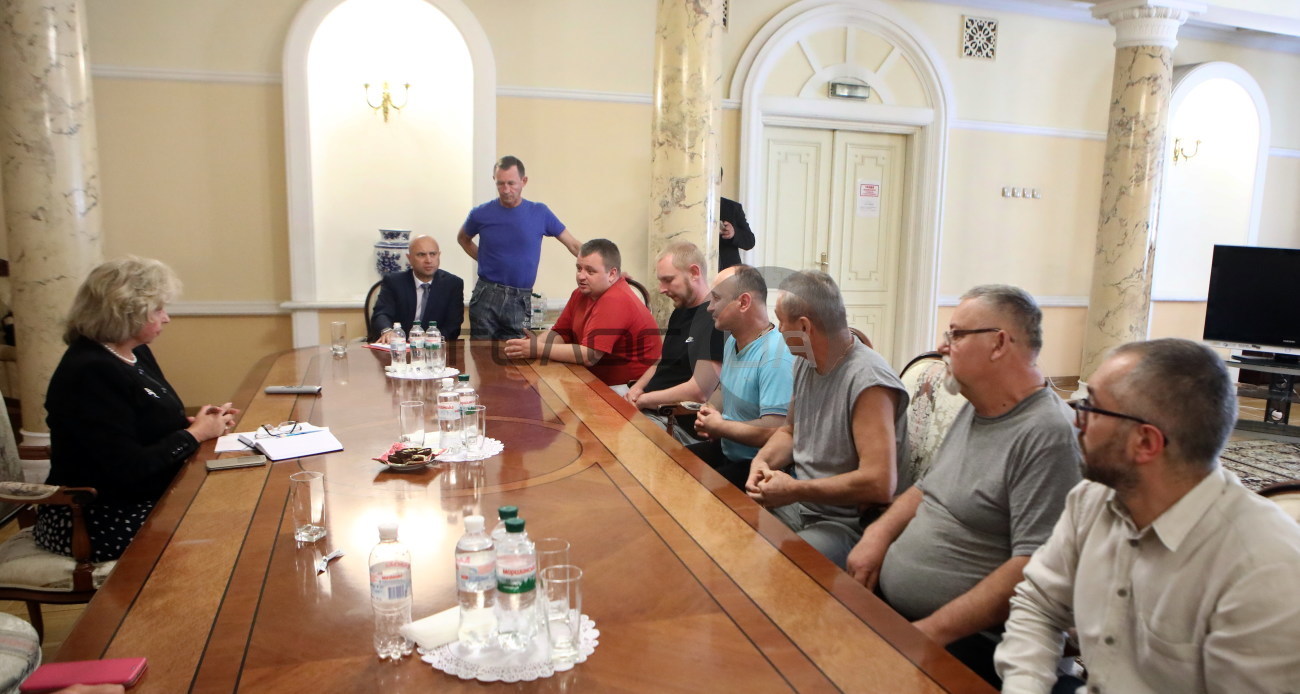 Москалькова встретилась в Киеве с задержанными моряками