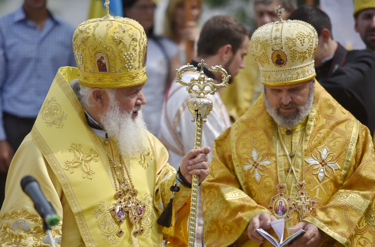 Верующие Украинской автокефальной православной церкви  прошли крестным ходом в Киеве