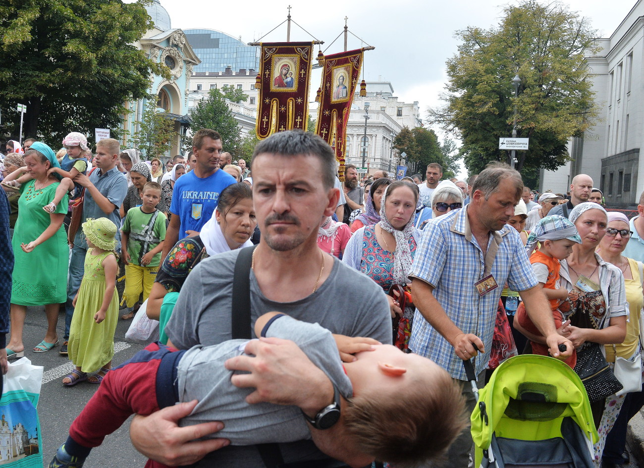 Крестный ход УПЦ МП по случаю 1030-летия крещения Киевской Руси в Киеве