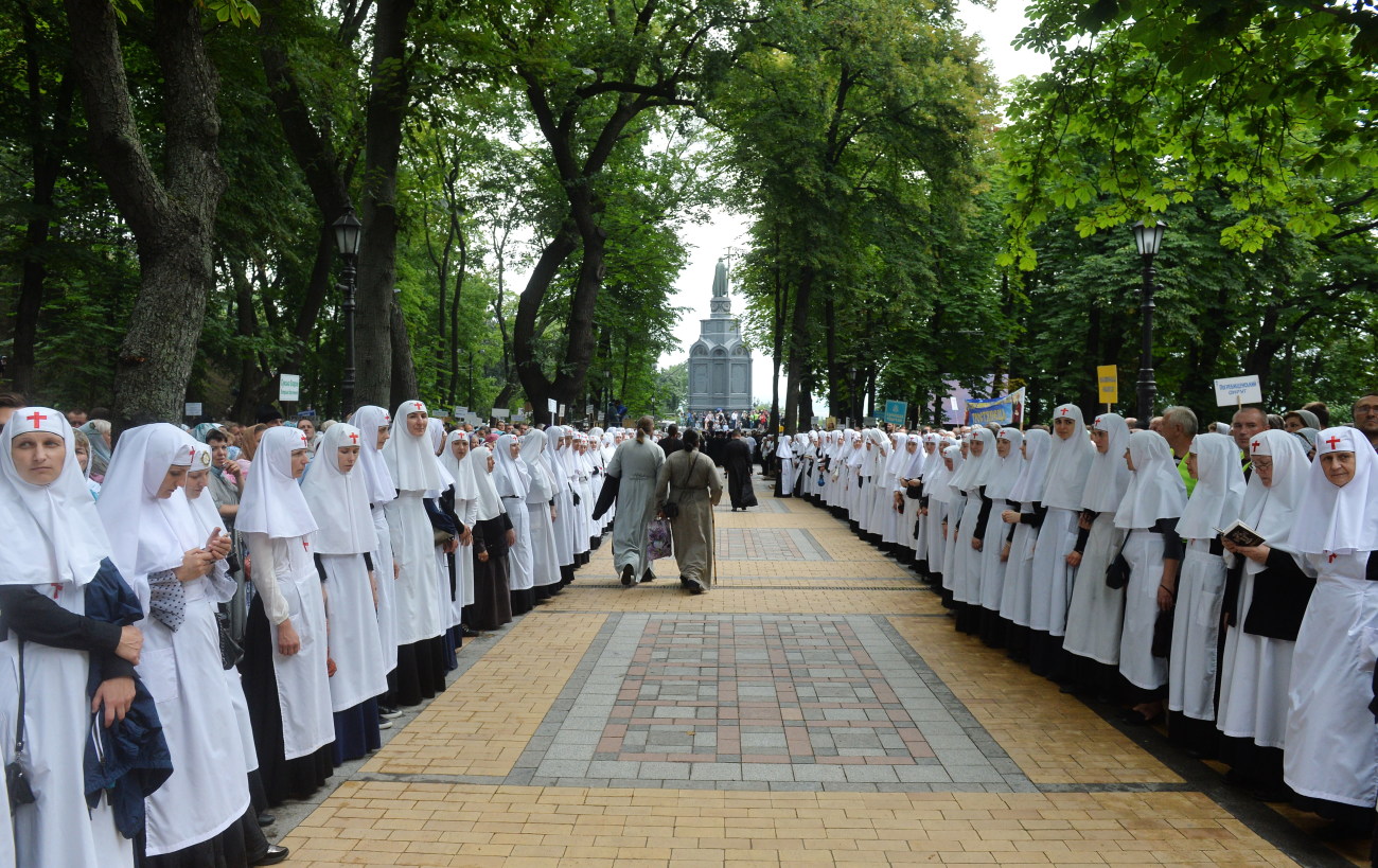 Крестный ход УПЦ МП по случаю 1030-летия крещения Киевской Руси в Киеве