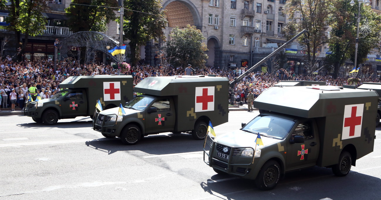 В Киеве состоялся военный парад