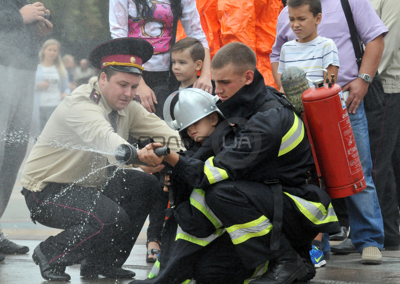 Харьков отпраздновал День спасателя