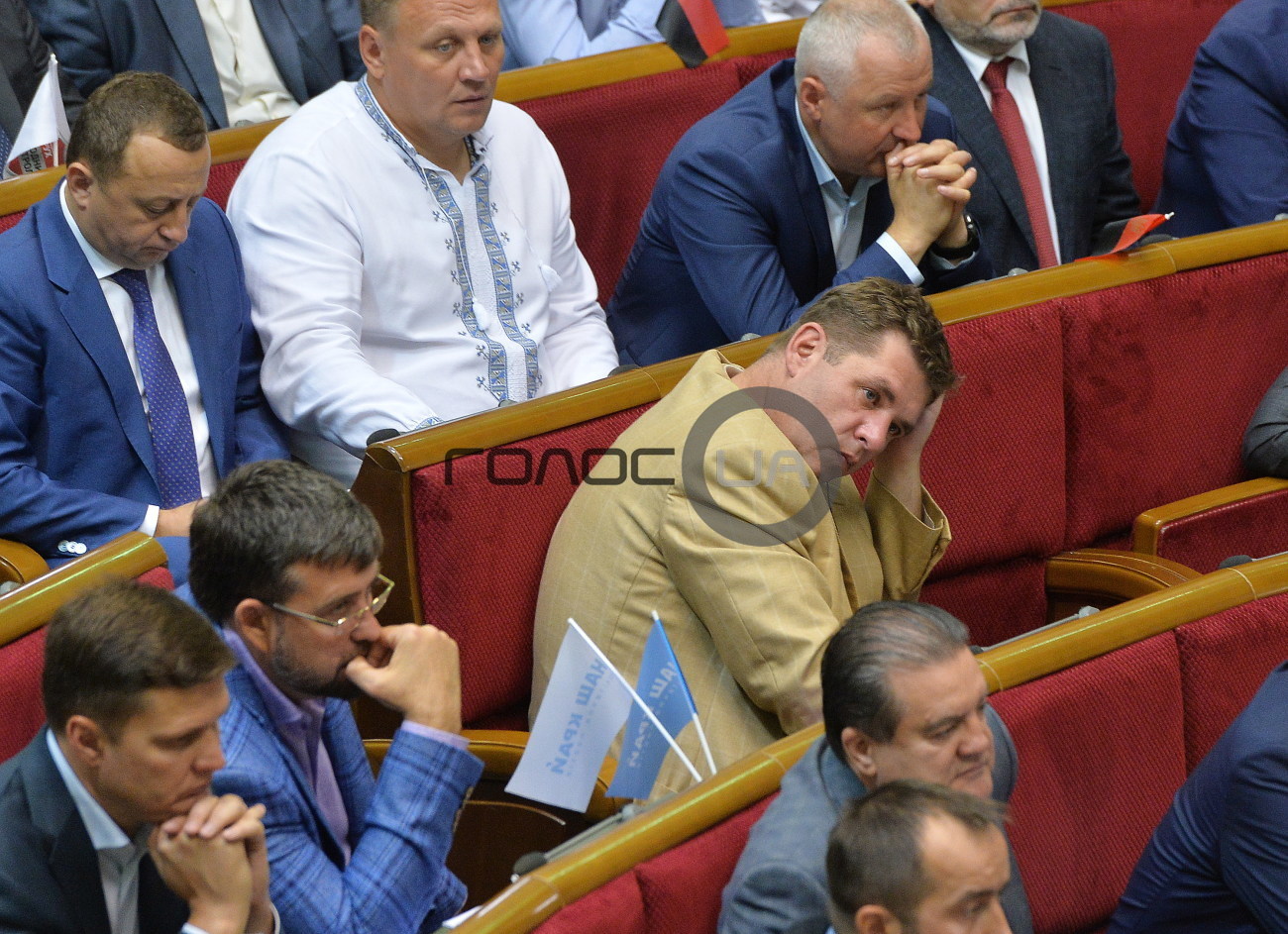 Порошенко обратился к депутатам: как это было