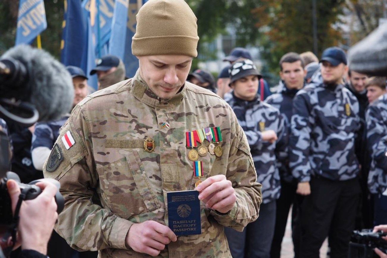 &#171;Нацкорпус&#187; провел митинг в поддержку воинов АТО-иностранцев