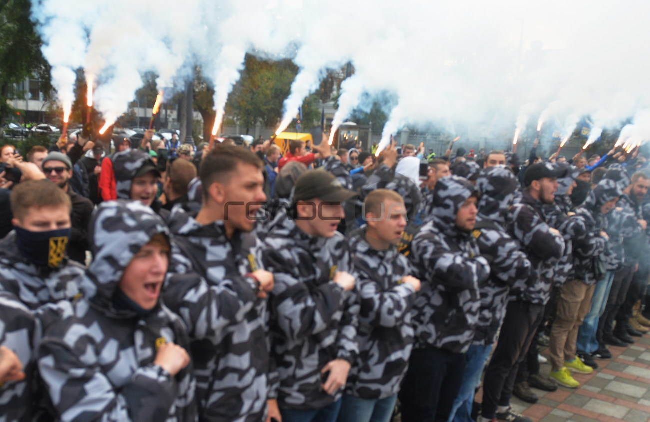 &#171;Нацкорпус&#187; провел митинг в поддержку воинов АТО-иностранцев