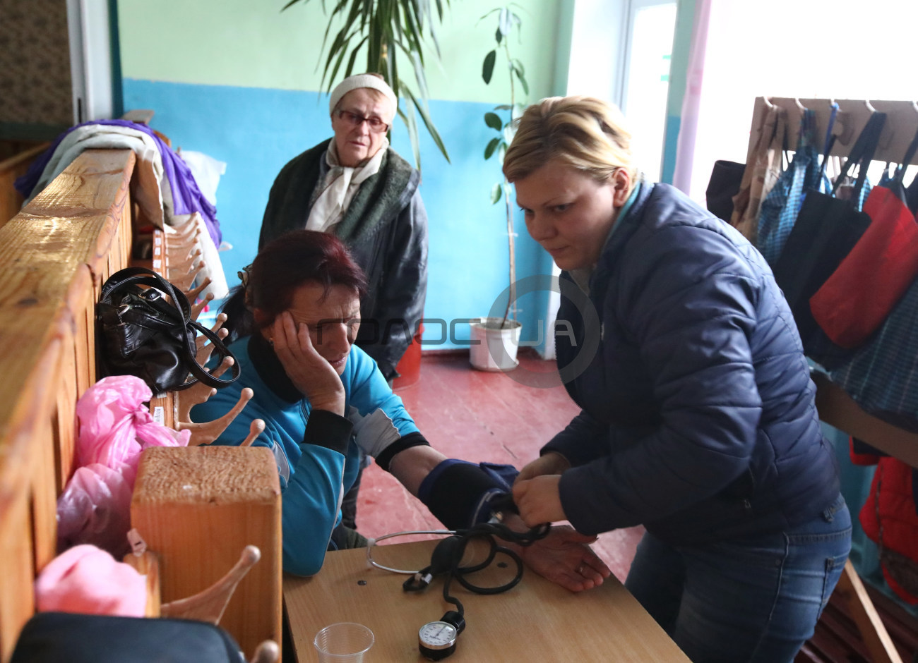 Взрыв складов на Черниговщине: подъездные пути перекрыты, местные жители ютятся в пунктах пребывания