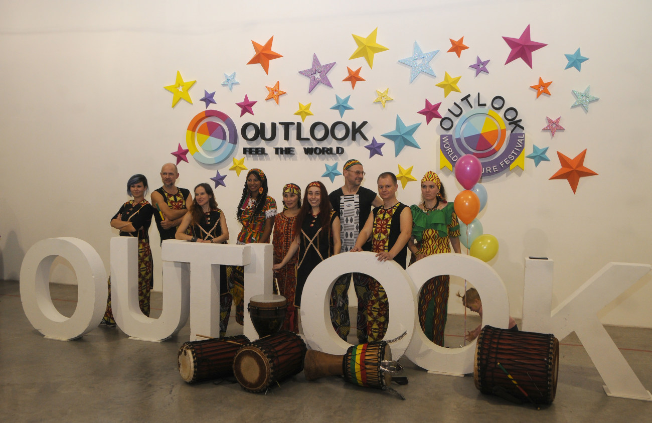 В «Мыстецком Арсенале» проходит фестиваль культур народов мира Outlook World Culture