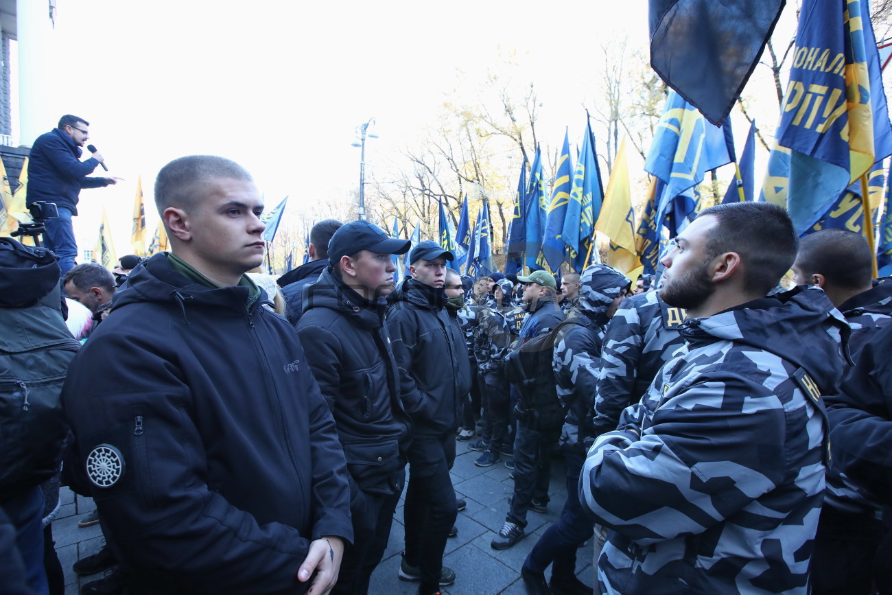 В Киеве &#171;нацдружинники&#187; требовали создания Министерства по делам ветеранов