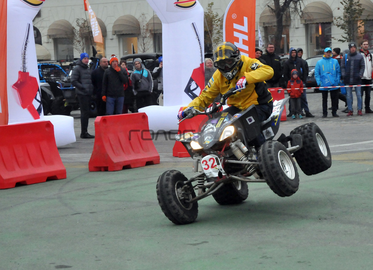 В Харькове  проходят соревнования по мотоспорту OFF ROAD