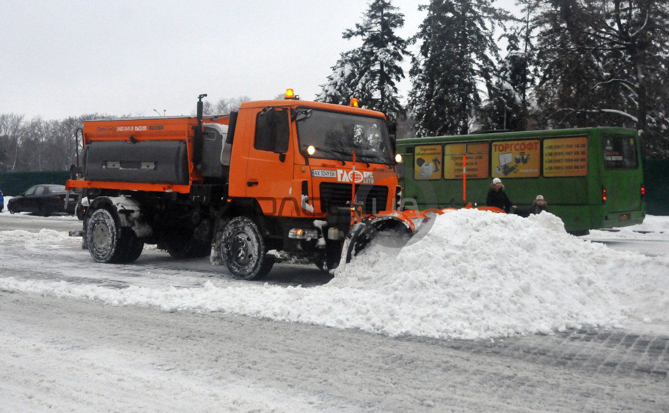 В Харькове выпала месячная норма снега