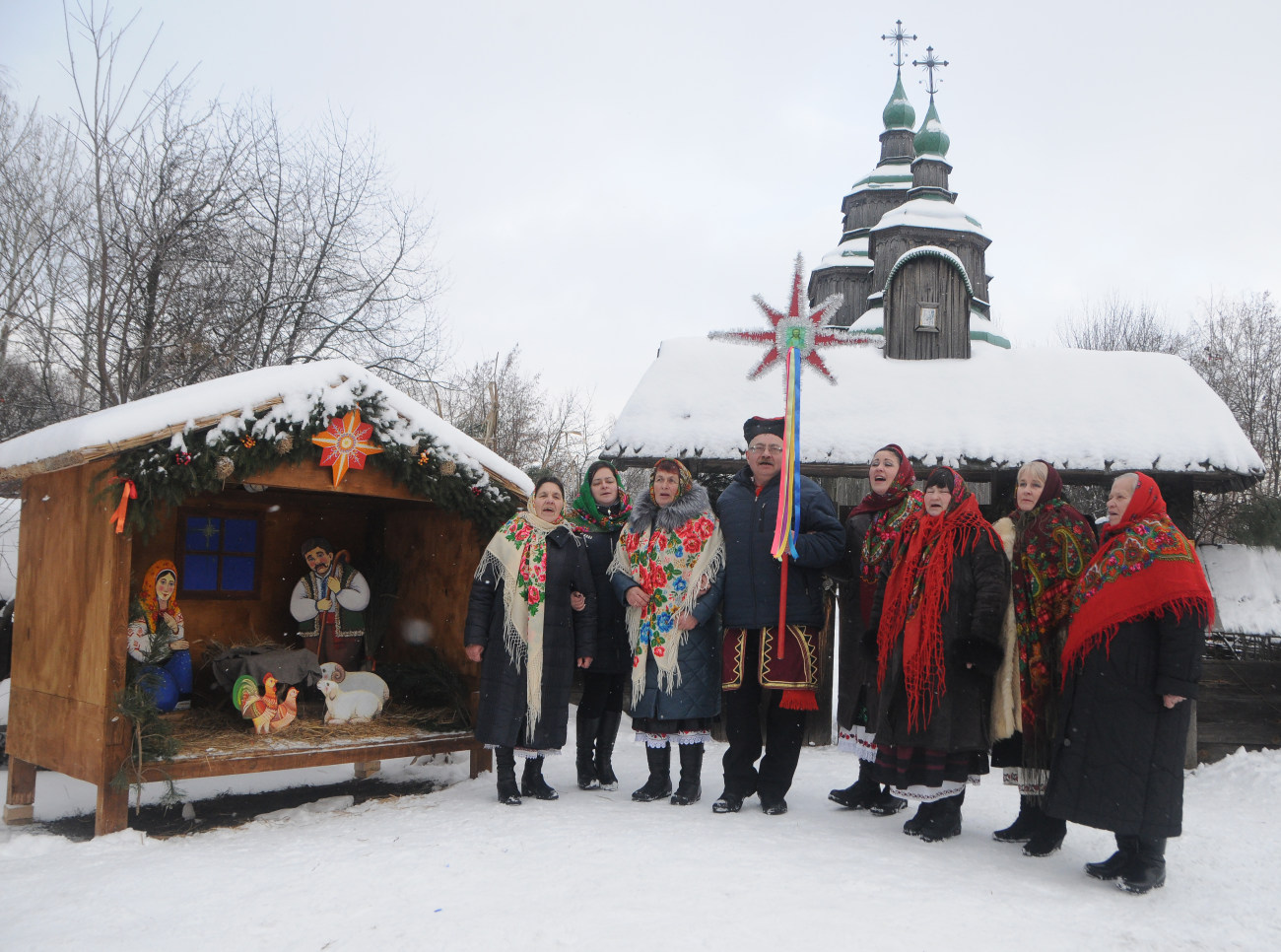 В Пирогово посетителям показали Рождественские обряды