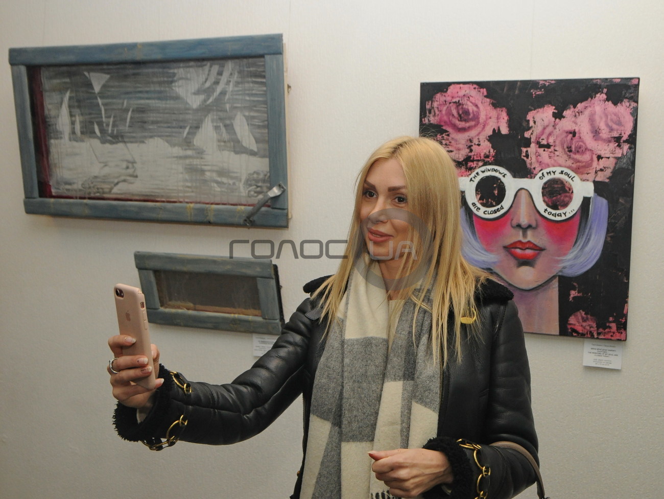 В Киеве проходит выставка современного украинского женского искусства «ОКНА»