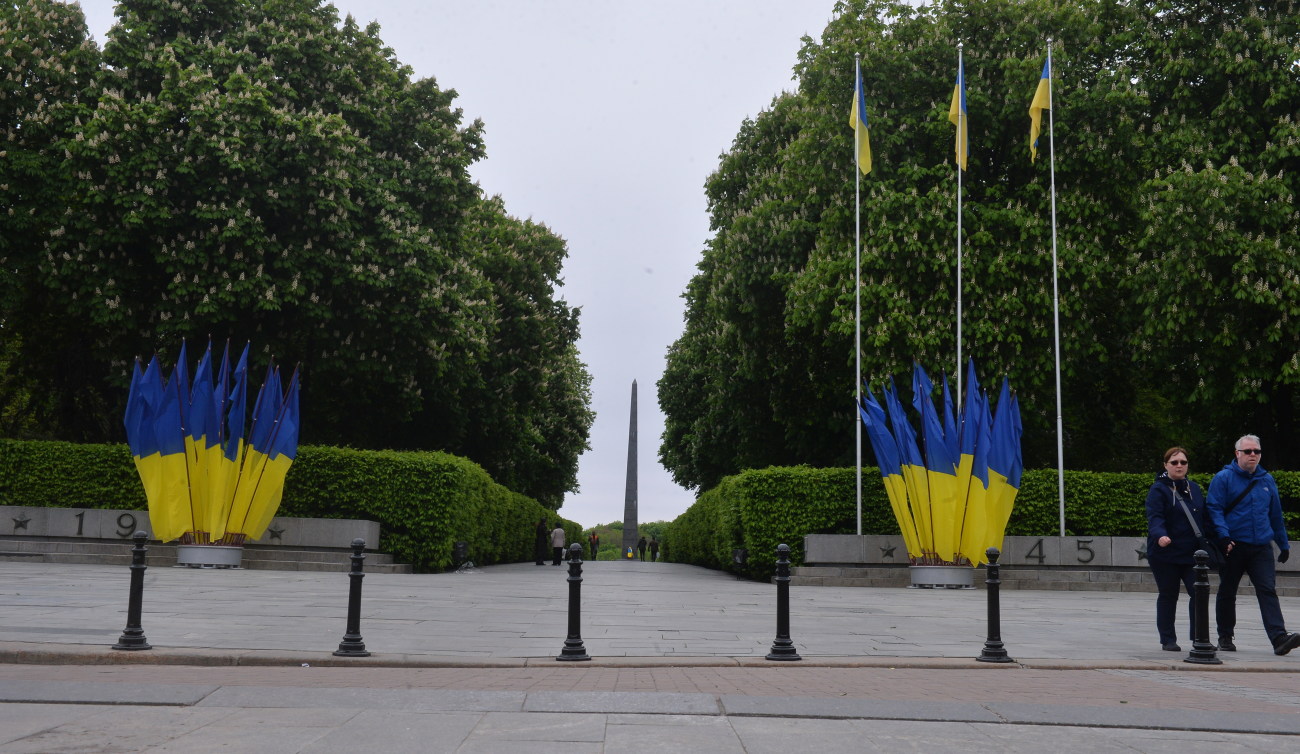 День памяти и примирения в Киеве: пусто и дождливо