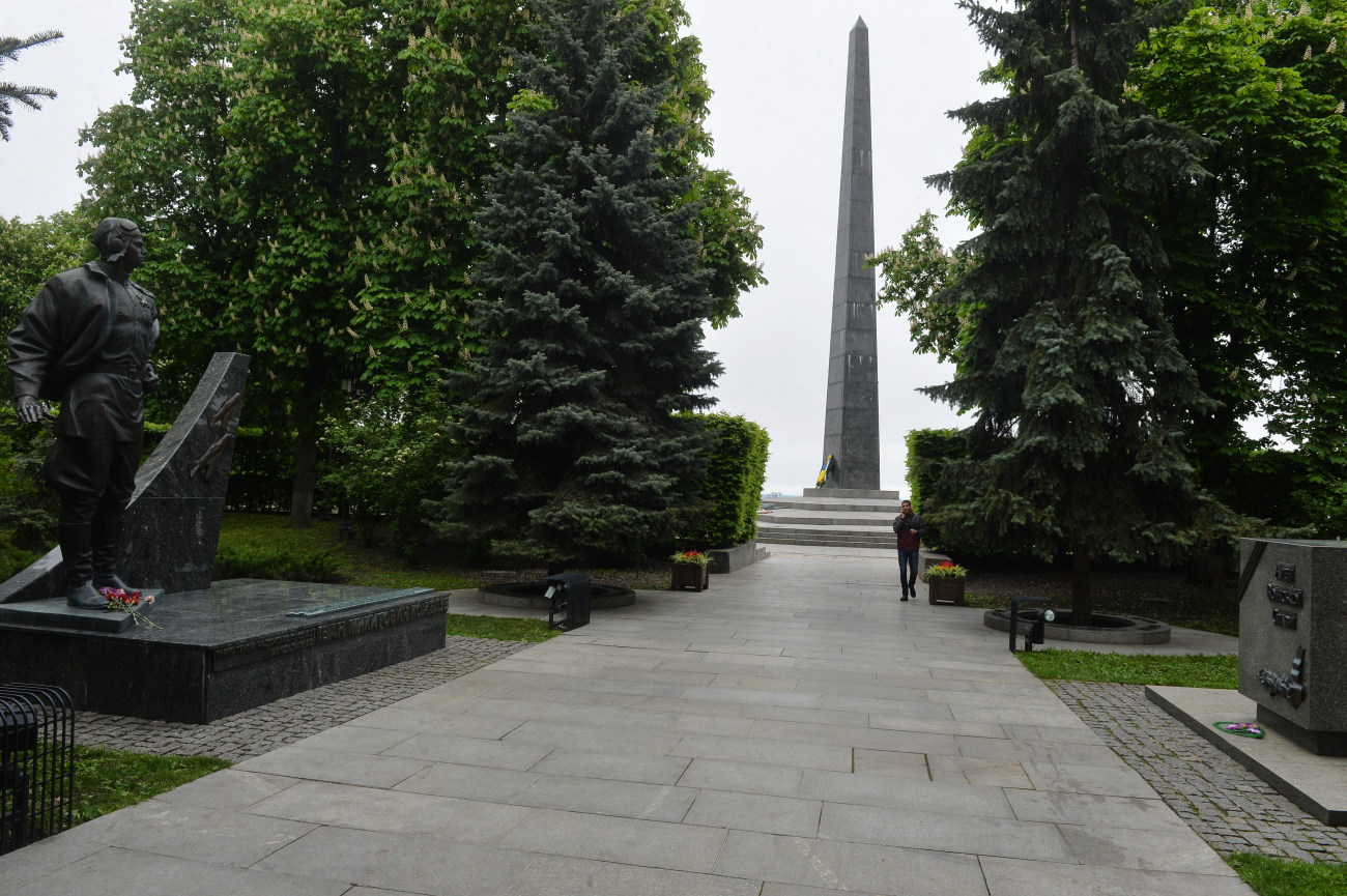 День памяти и примирения в Киеве: пусто и дождливо