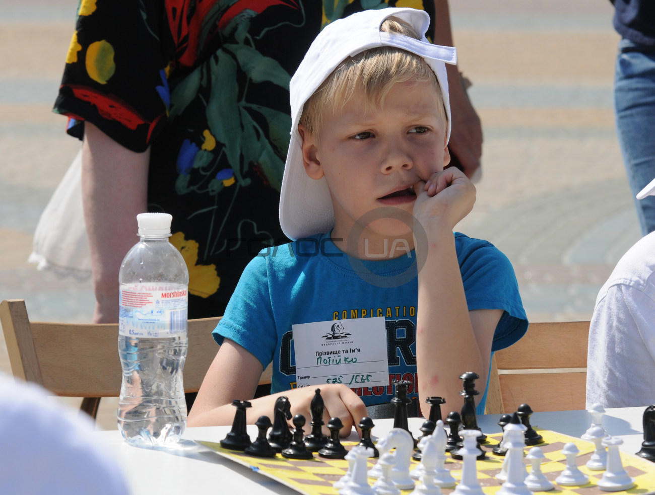 В Харькове установили рекорд Украины по одновременной игре детей в шахматы