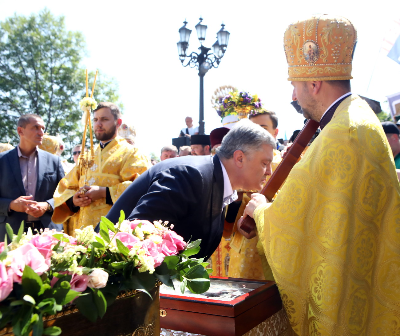 Первый Кресный ход ПЦУ: в рядах замечен Порошенко