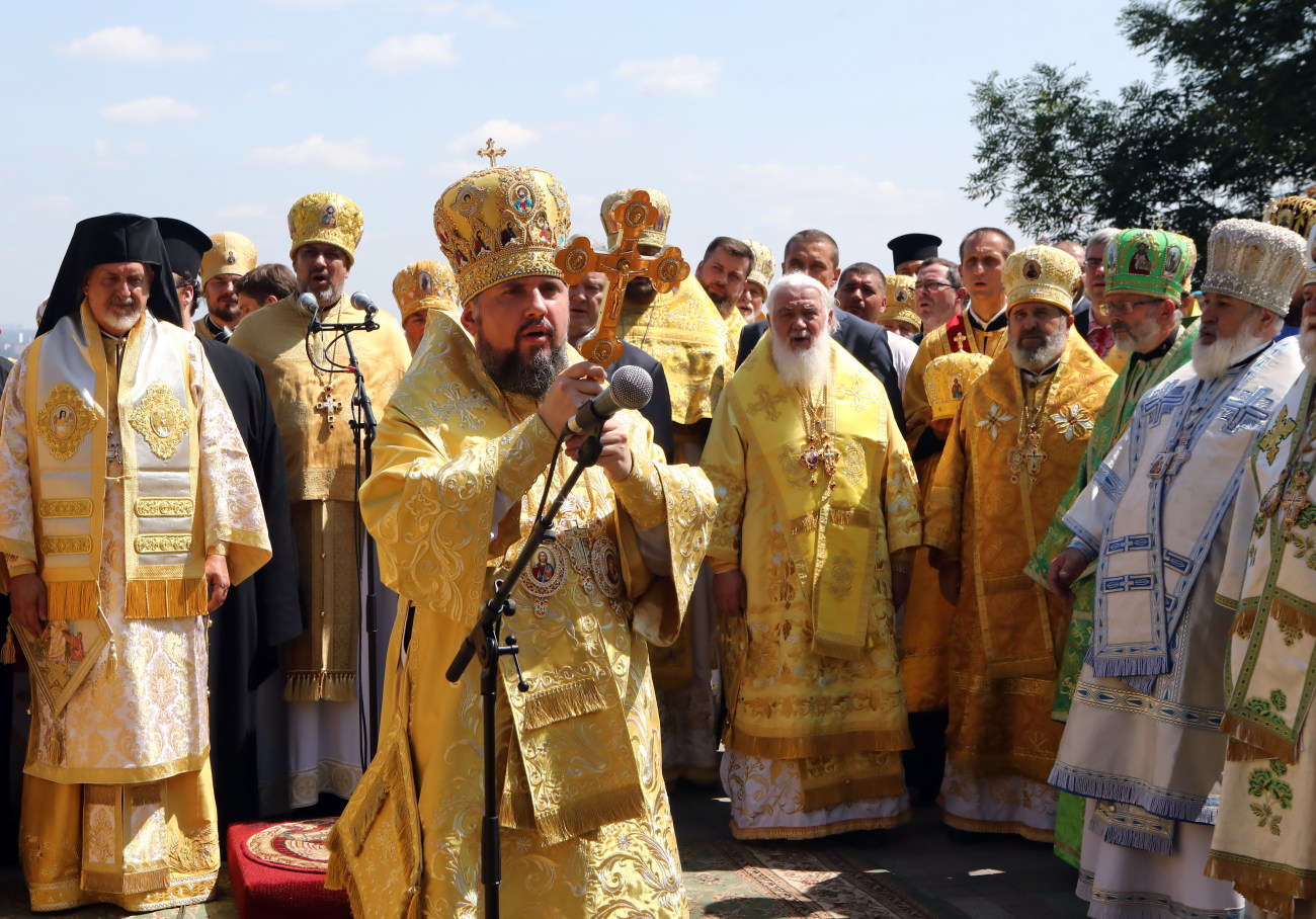 Первый Кресный ход ПЦУ: в рядах замечен Порошенко