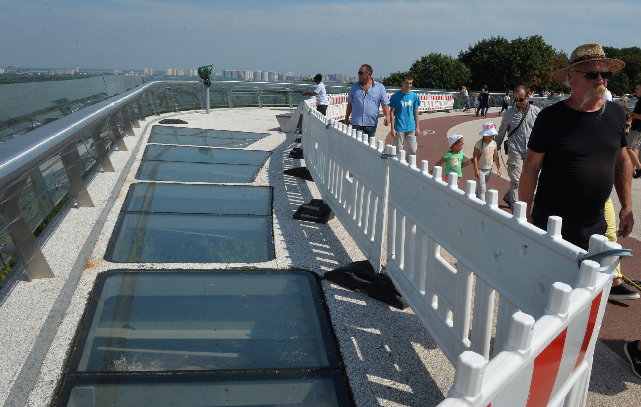 &#171;Мост Кличко&#187; вскоре станет доступен для прогулок и на стеклянных частях