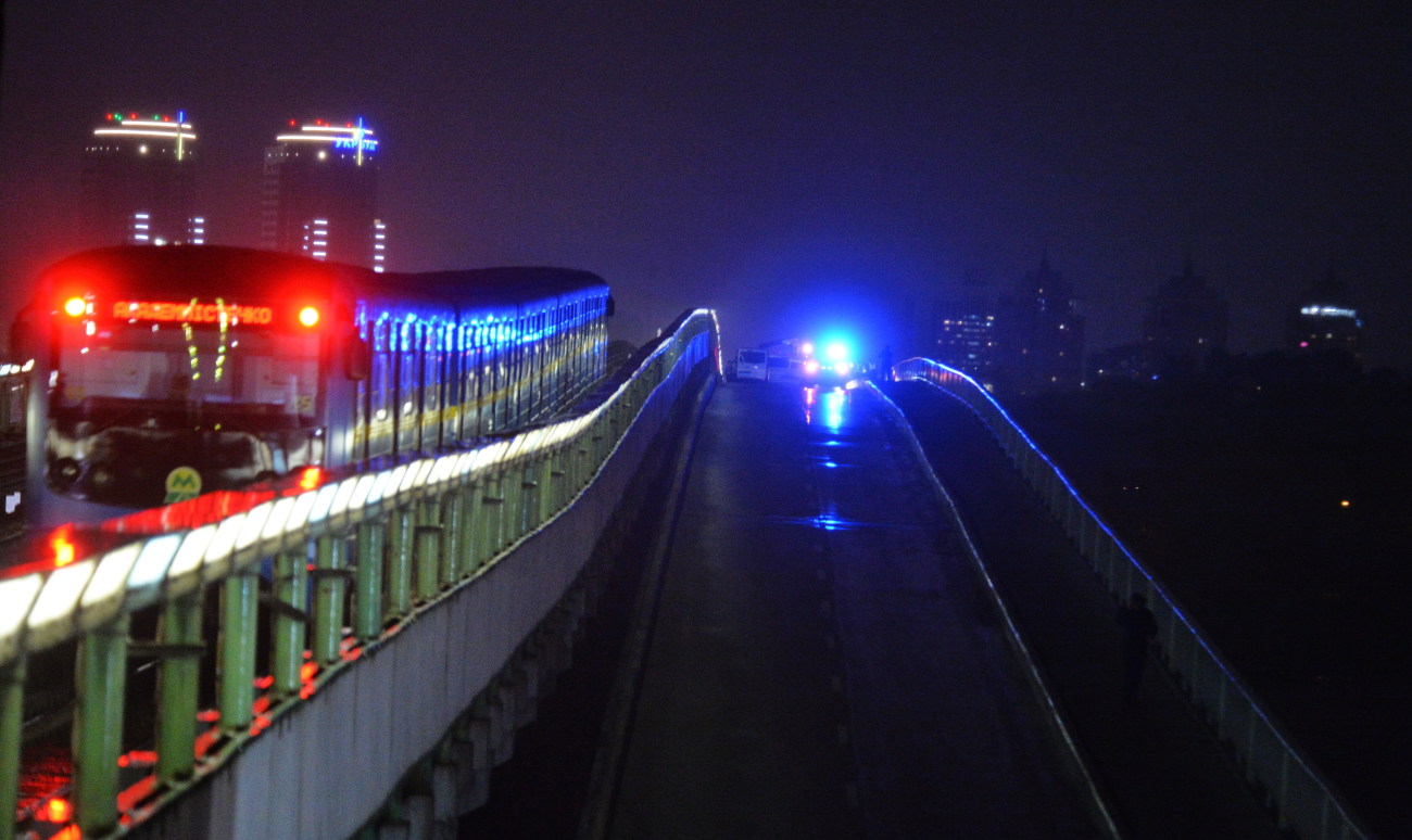 Движение по мосту Метро восстановлено