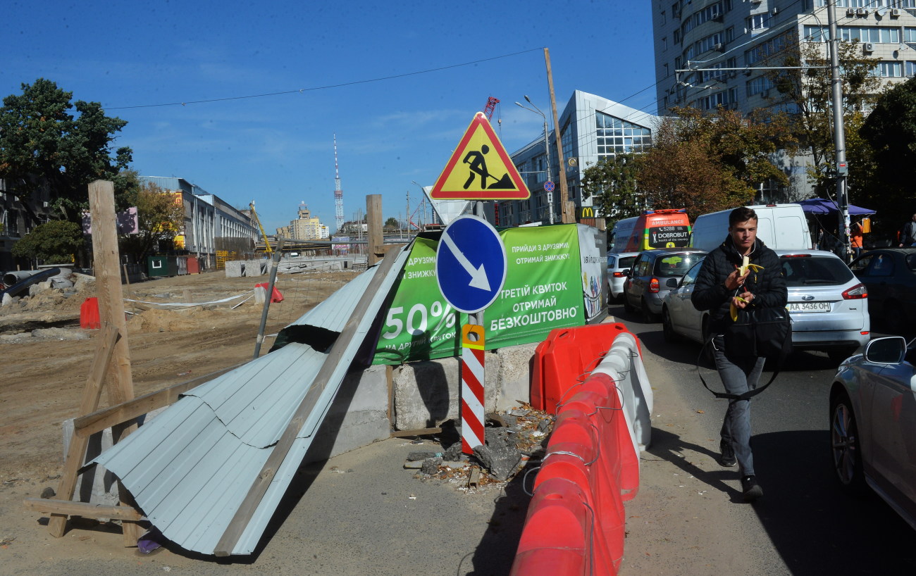 Ремонт Шулявского моста в Киеве: На месте не было замечено ни одного рабочего