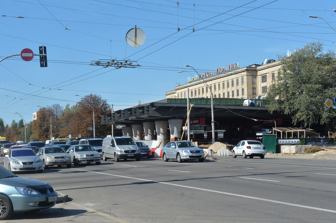 Ремонт Шулявского моста в Киеве: На месте не было замечено ни одного рабочего