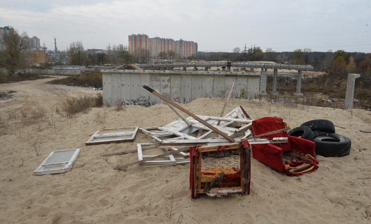 В Киеве открыли движение по новому участку Большой Окружной дороги, остальные участки &#8212; в разрухе