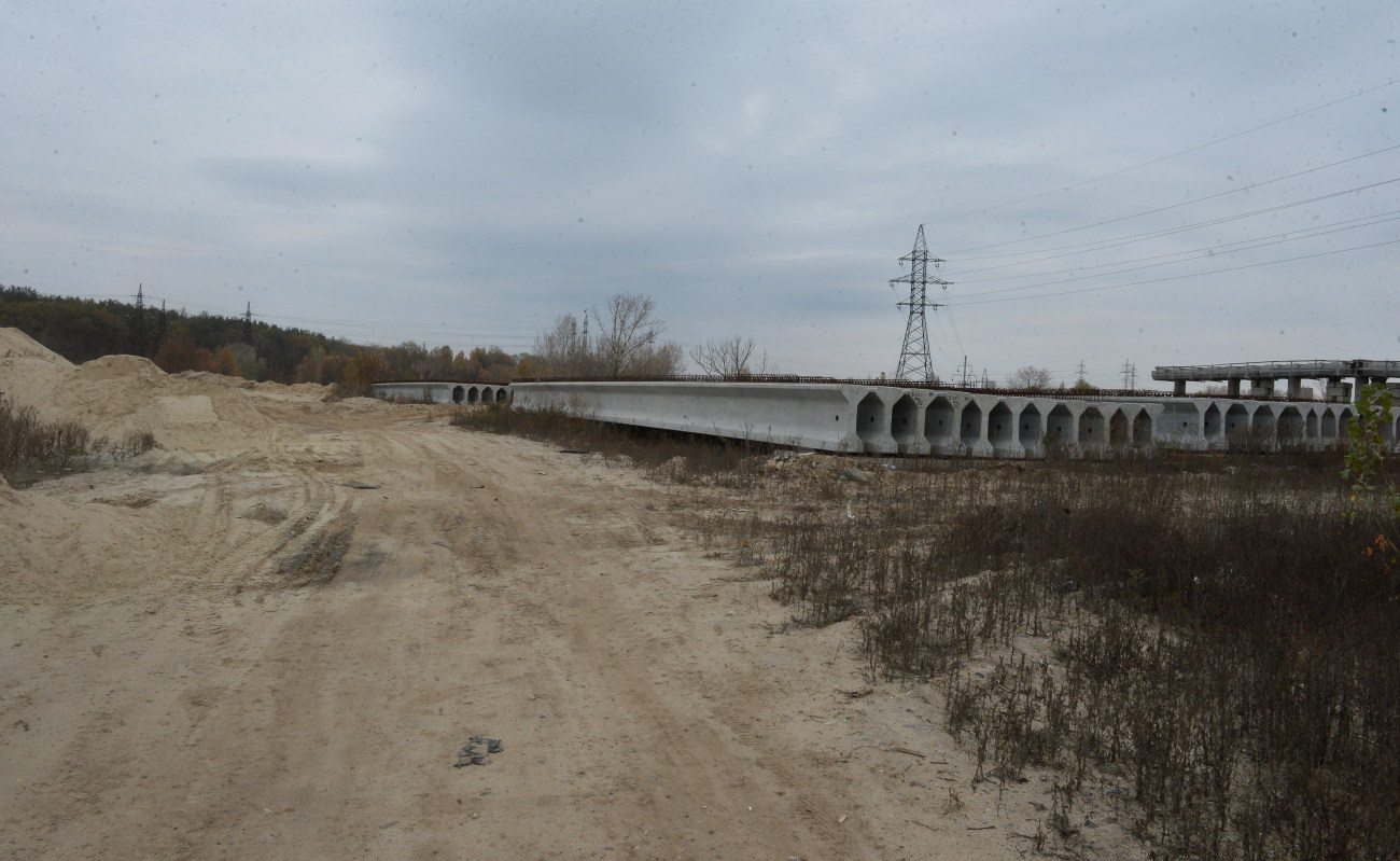 В Киеве открыли движение по новому участку Большой Окружной дороги, остальные участки &#8212; в разрухе