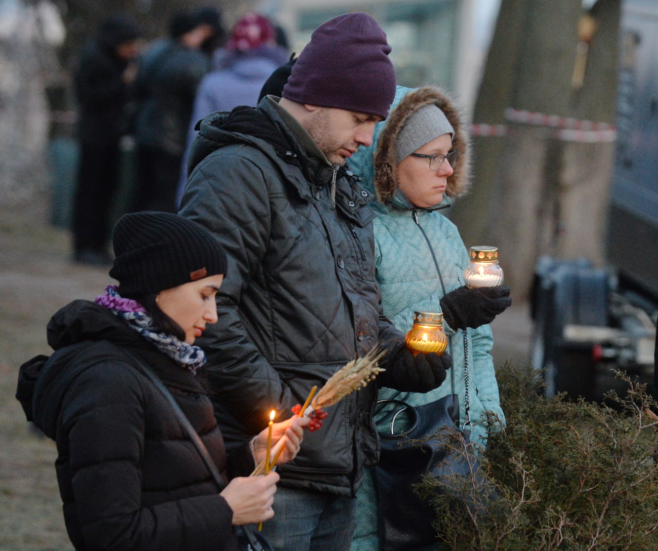 Украина почтила минутой молчания память жертв голодоморов