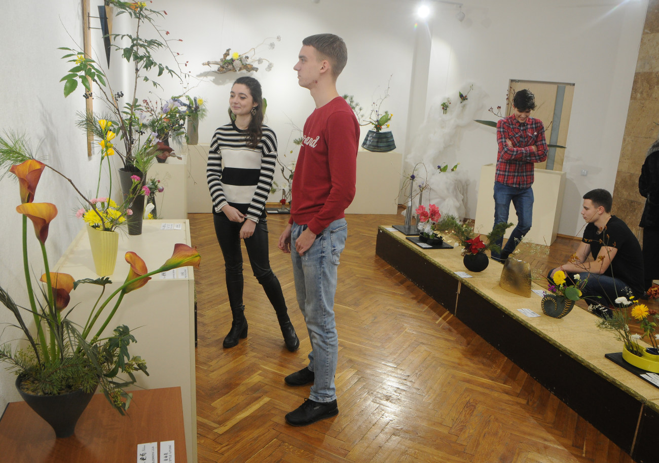 В Киеве проходит выставка японского искусства &#171;Зимняя икебана&#187;.