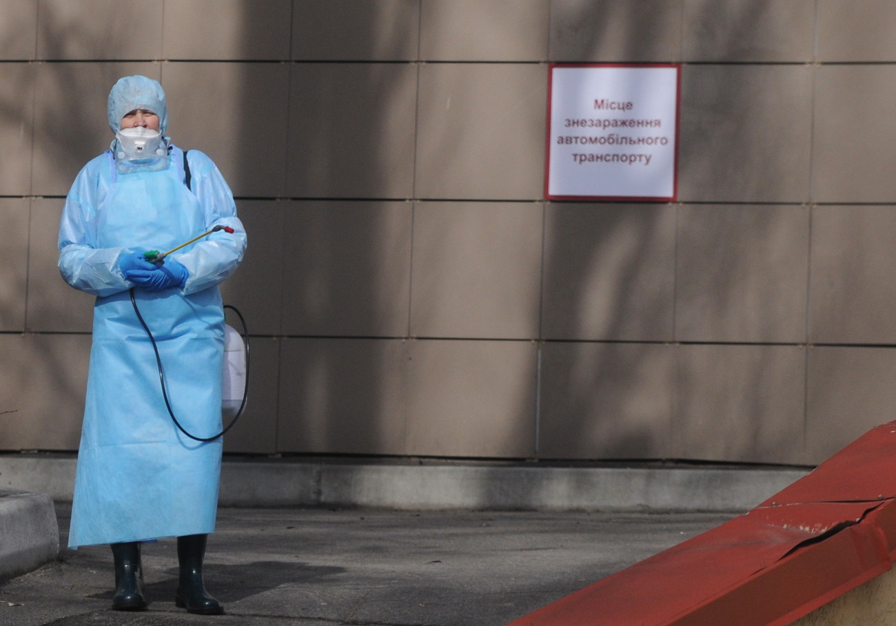 В Киеве при участии Кличко медики учились выявлять коронавирус